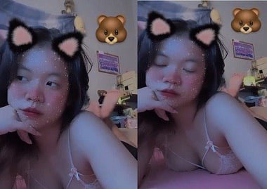 Quỳnh Trang xinh đẹp, da trắng mịn và body săn chắc